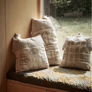 Coussin enfant - Abode windows - Motifs fenêtres – Image 2