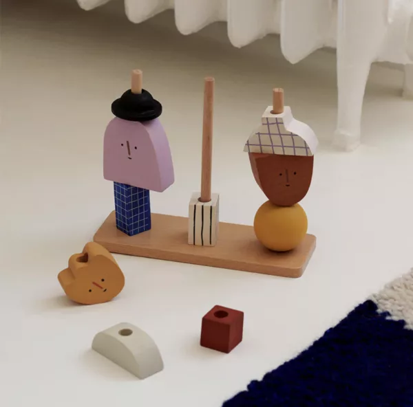 Blocs de personnages à empiler